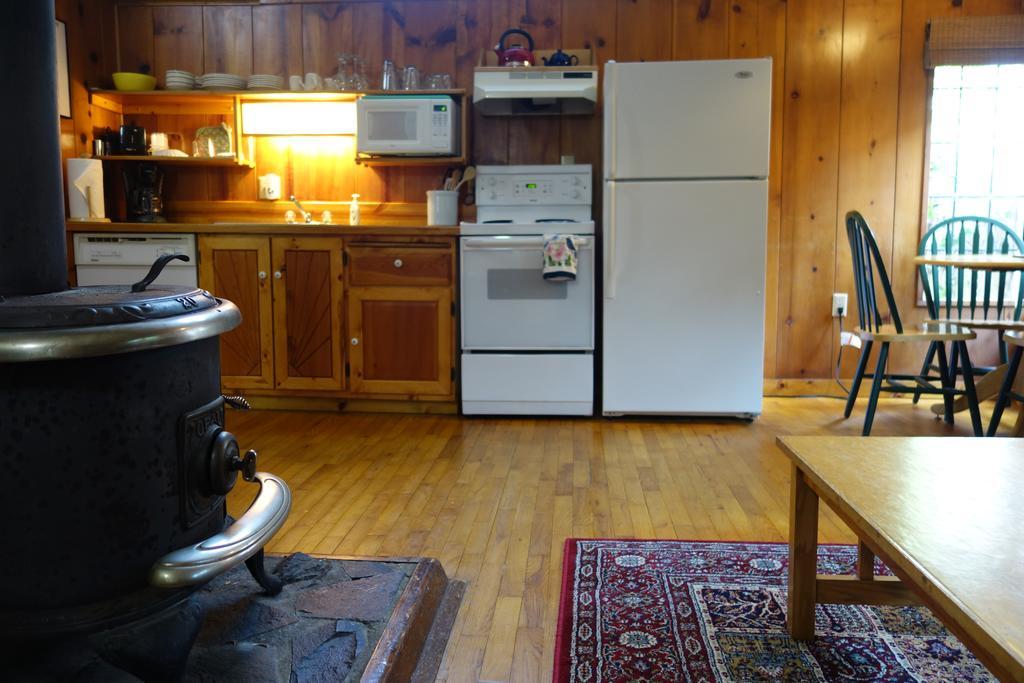 كانون بيتش Harrison Street Inn الغرفة الصورة